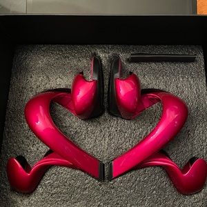 Julian Hakes mojito heels